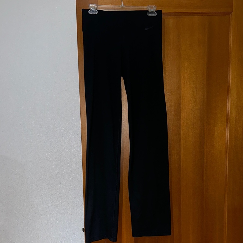 Nike Black  Flare Leggings